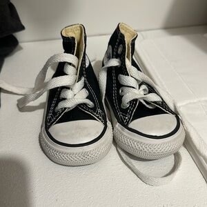 Baby high top black converse